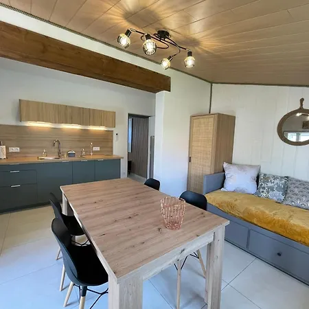 Romantique Avec Et Jardin A 1 Km De L'atlantique, Proche Noirmoutier Et Plages - Fr-1-426-554 *