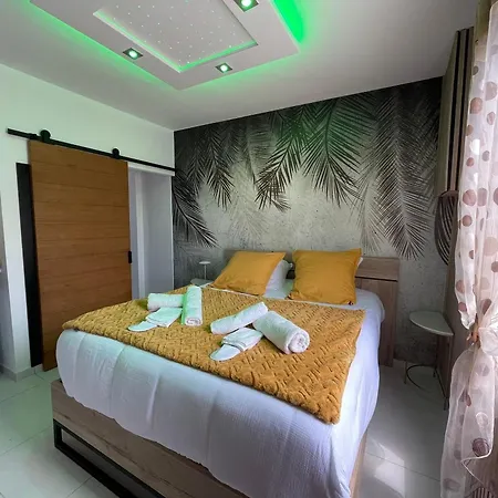 Romantique Avec Et Jardin A 1 Km De L'atlantique, Proche Noirmoutier Et Plages - Fr-1-426-554 *